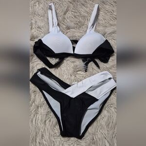 Medium Bikini Set